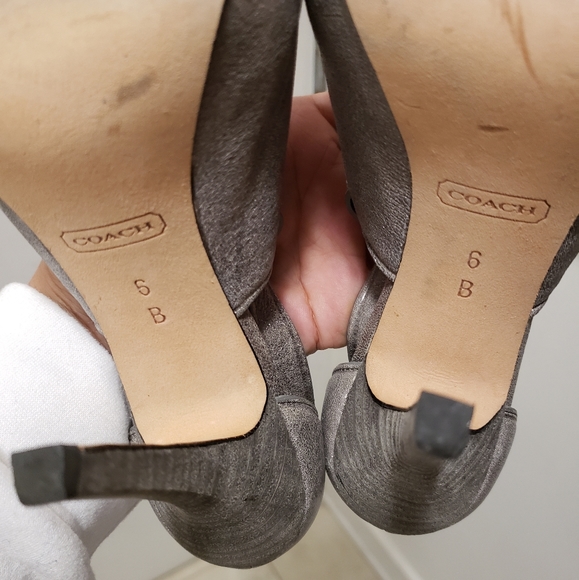 Sandals - Picture 3 of 3